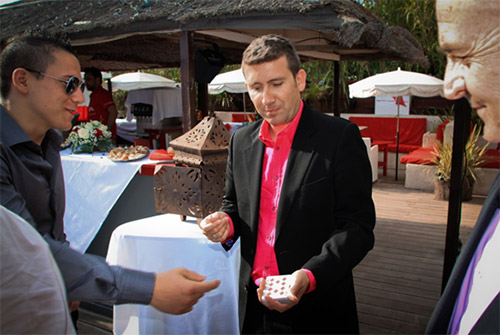 Spectacles de magie en camping et club de vacances à Marseille et dans le 13